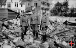 Polizisten im Luftschutz, Johannes Köster, Bremen, Juni 1943, Staatsarchiv Bremen