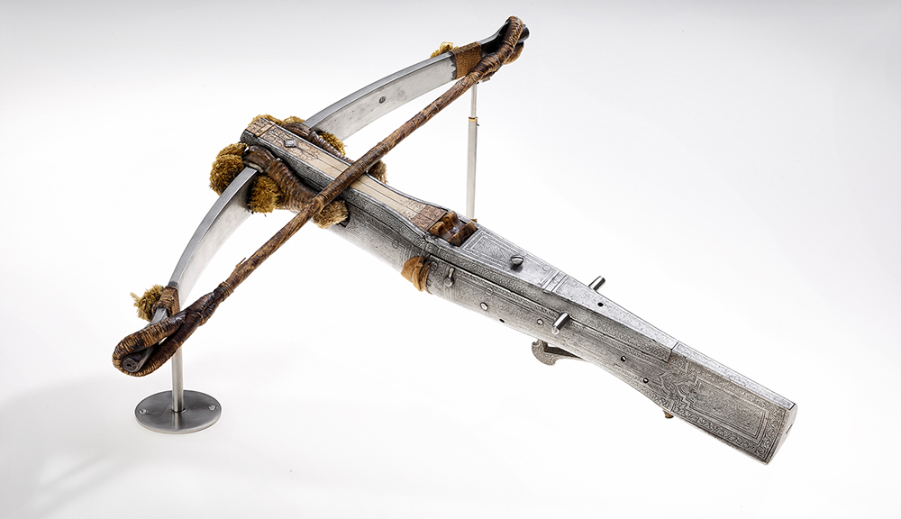 Crossbow (Halbe Rüstung) presumably of champion marksman Ulrich Krell from Saxony (Dresden), 1570–1580 © DHM