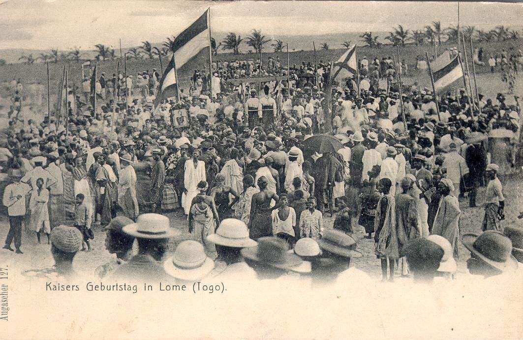 Postkarte: Kaisers Geburtstag in Lomé (Togo), um 1905