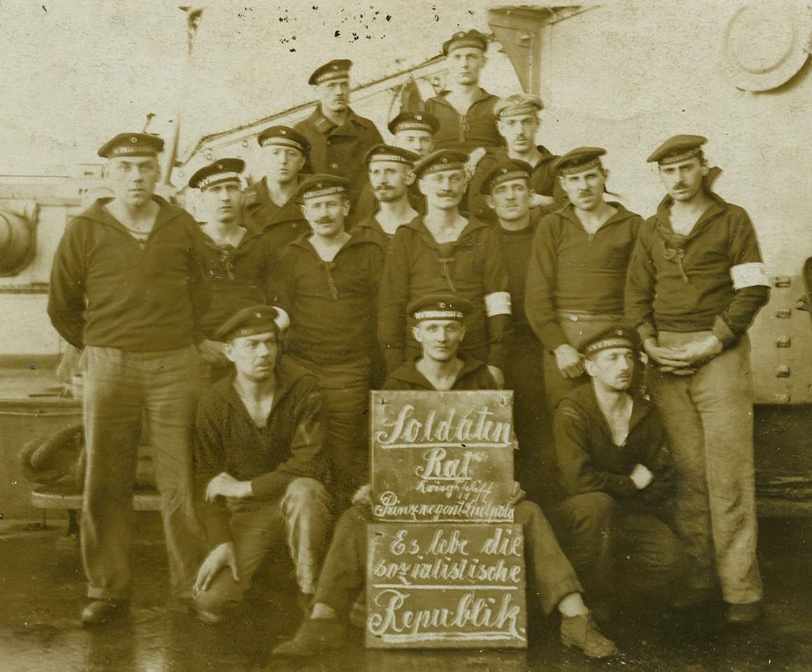 Foto: Soldatenrat des SMS "Prinzregent Luipold", 1918