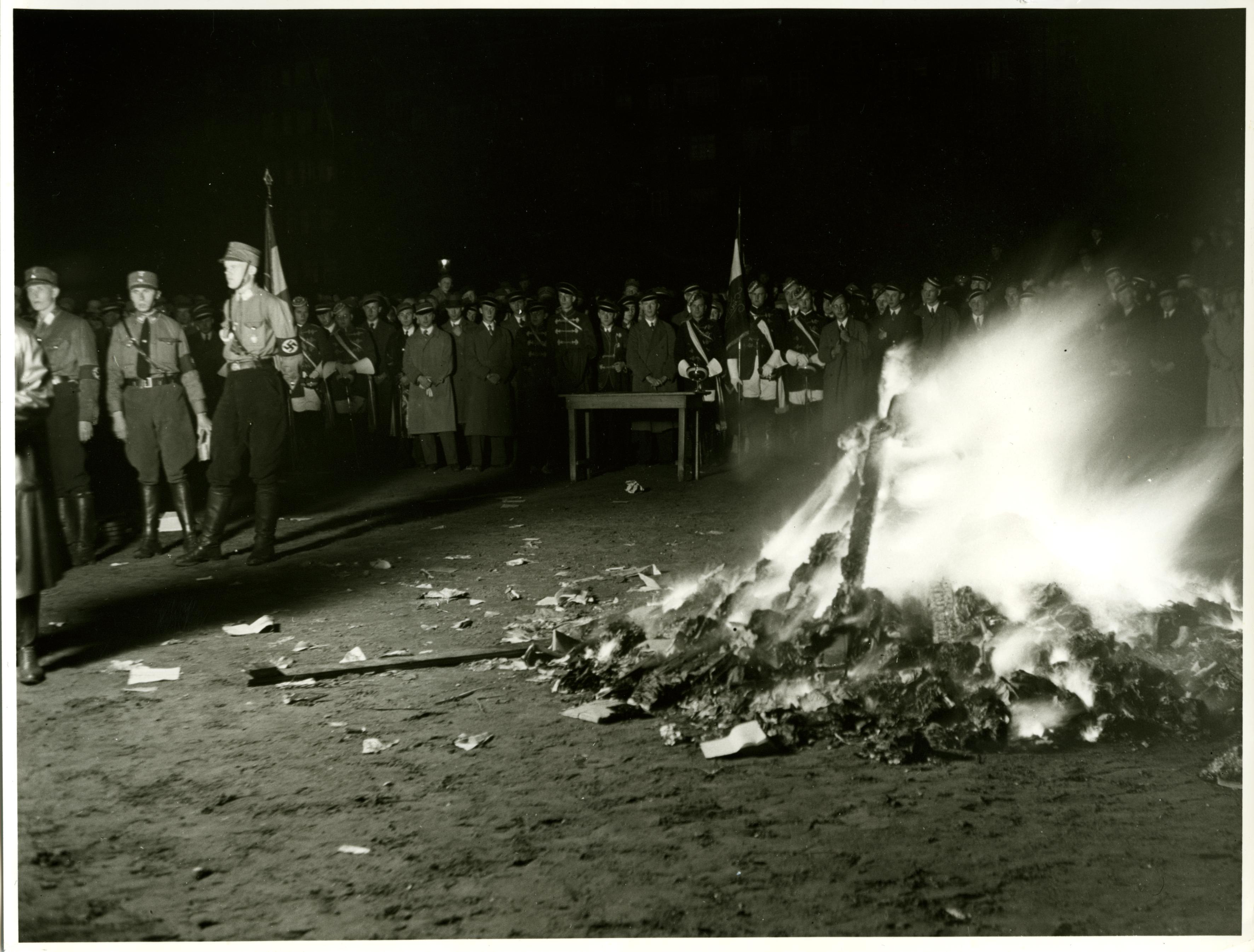 Foto: Bücherverbrennung, 1933