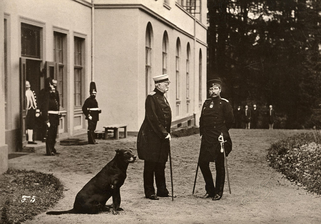 Foto: Bismarck und Kaiser Wilhelm II. in Friedrichsruh, 1888