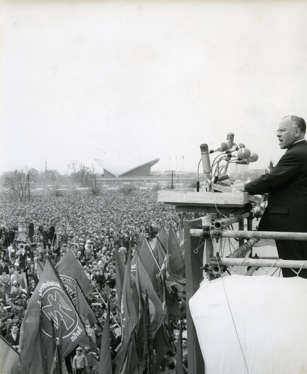 Foto: Kundgebung zum 1. Mai in Berlin, 1960