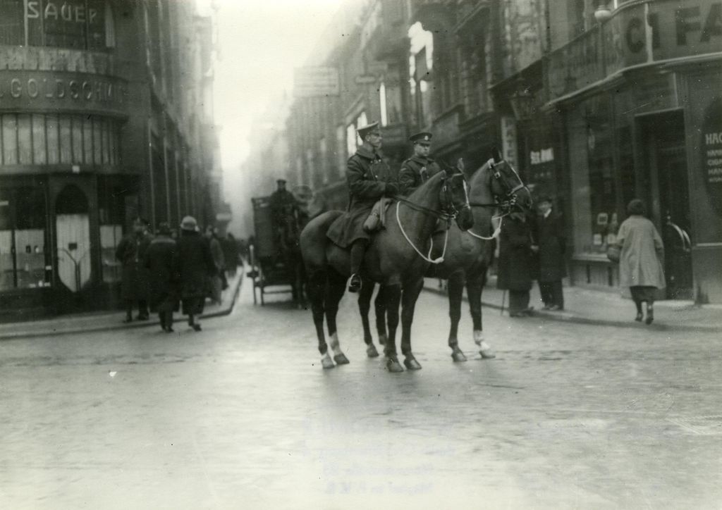 Foto: Britische Militärpolizei in Köln, 1918