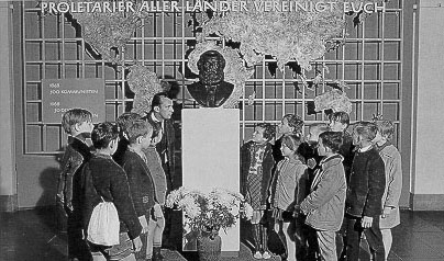 Ausstellung:" Karl Marx- Leben und Werk"(1968)
