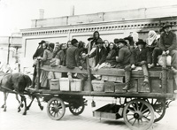 »Sachsengänger« auf der Durchreise in Berlin