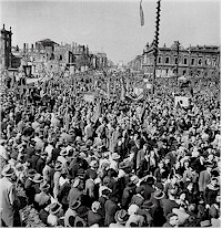 Demonstration am 1. Mai 1949 in Ostberlin