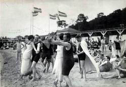 Tanz im Freibad Wannsee