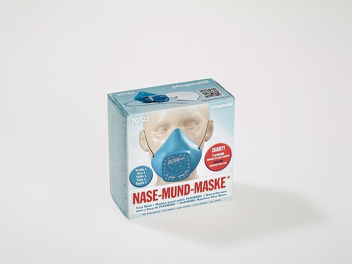 Playmobil-Nase-Mund-Maske (originalverpackt) der geobra Brandstätter Stiftung & Co. KG Playmobil-Nase-Mund-Maske (originalverpackt) der geobra Brandstätter Stiftung & Co. KG April 2020 © DHM, S.Ahlers
