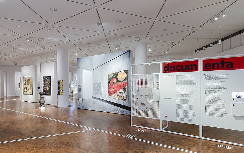 In the exhibition “documenta. Politics and Art” © DHM/David von Becker 