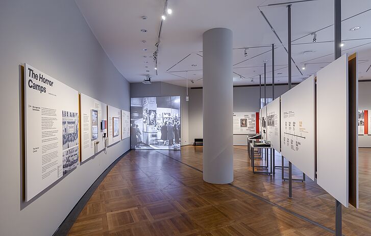 Exhibition view "On Displaying Violence: First Exhibitions on the Nazi Occupation in Europe, 1945-1948" - Exhibition Section "The Horror Camps" Exhibition view "On Displaying Violence: First Exhibitions on the Nazi Occupation in Europe, 1945-1948" - Exhibition Section "The Horror Camps"