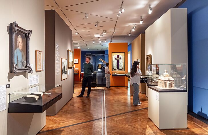 Exhibition overview “What is Enlightenment? Questions for the Eighteenth Century”
