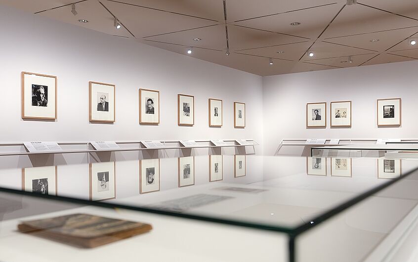In the exhibition “Report from Exile – Photographs by Fred Stein” © DHM/David von Becker