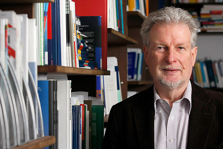 Prof. Peter Voß