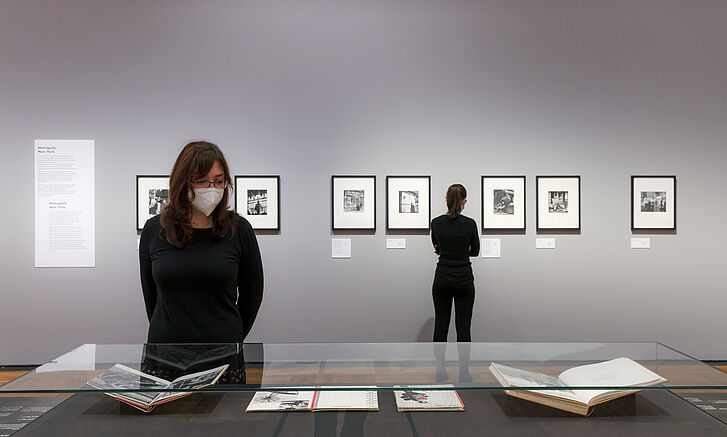 In the exhibition „Report vom Exile – Photgraphs by Fred Stein“ In the exhibition „Report vom Exile – Photgraphs by Fred Stein“
