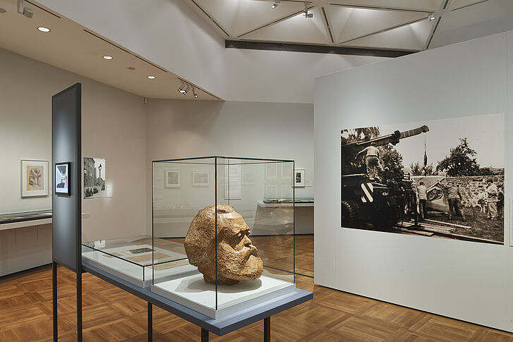 Raumansicht der Ausstellung „Die Liste der Raumansicht der Ausstellung „Die Liste der