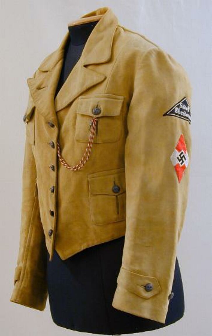 Jacke einer Bundestracht des Bundes Deutscher Mädel.