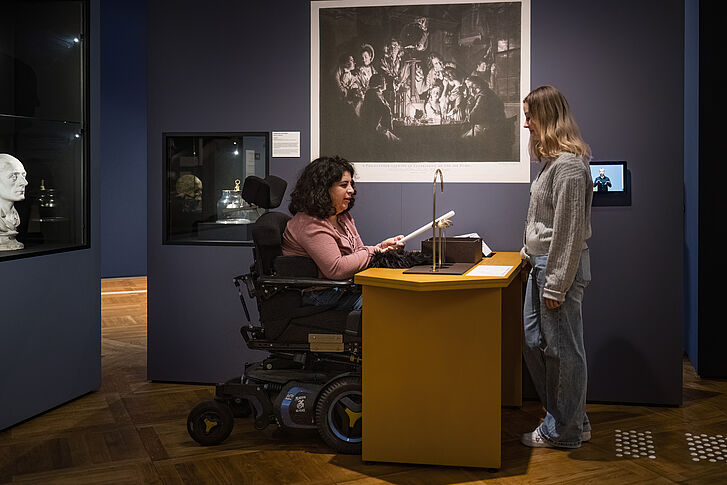 Exhibition overview “What is Enlightenment? Questions for the Eighteenth Century”