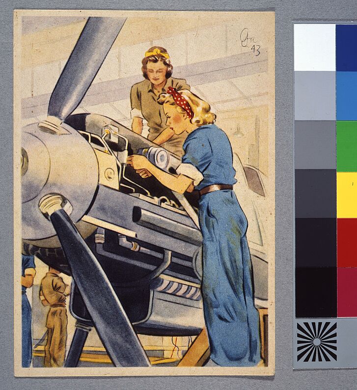 Zwei Frauen, die an einem Flugzeug arbeiten.