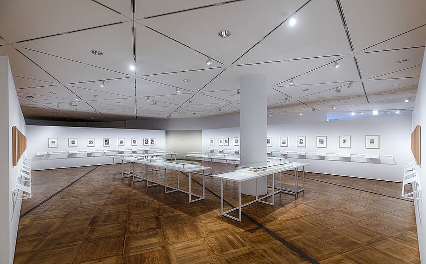 In the exhibition “Report from Exile – Photographs by Fred Stein” © DHM/David von Becker