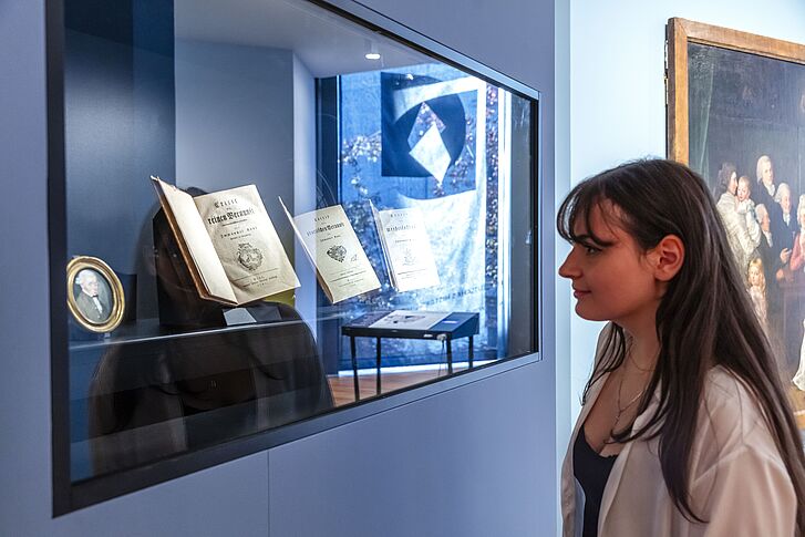 Exhibition overview “What is Enlightenment? Questions for the Eighteenth Century”