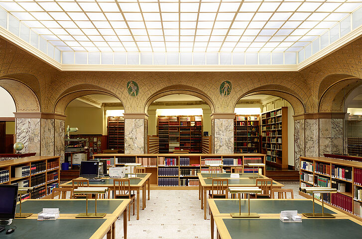Library at the Deutsches Historisches Museum Library at the Deutsches Historisches Museum