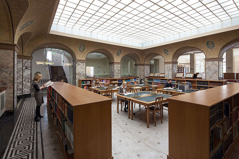 In der Bibliothek des Deutschen Historischen Museums