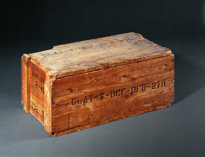 Transport Box for Banknotes of the Currency Reform in the Western Zones of Germany, 1948. (Inv.Nr. N 93/274)