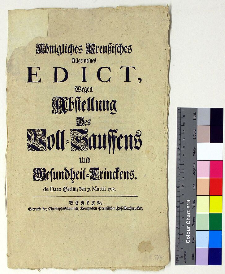 Text in Frakturschrift auf Papier.