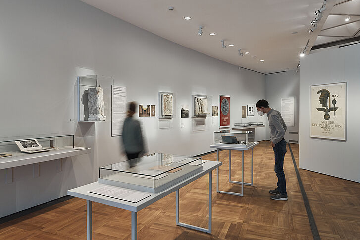Raumansicht der Ausstellung „Die Liste der Raumansicht der Ausstellung „Die Liste der