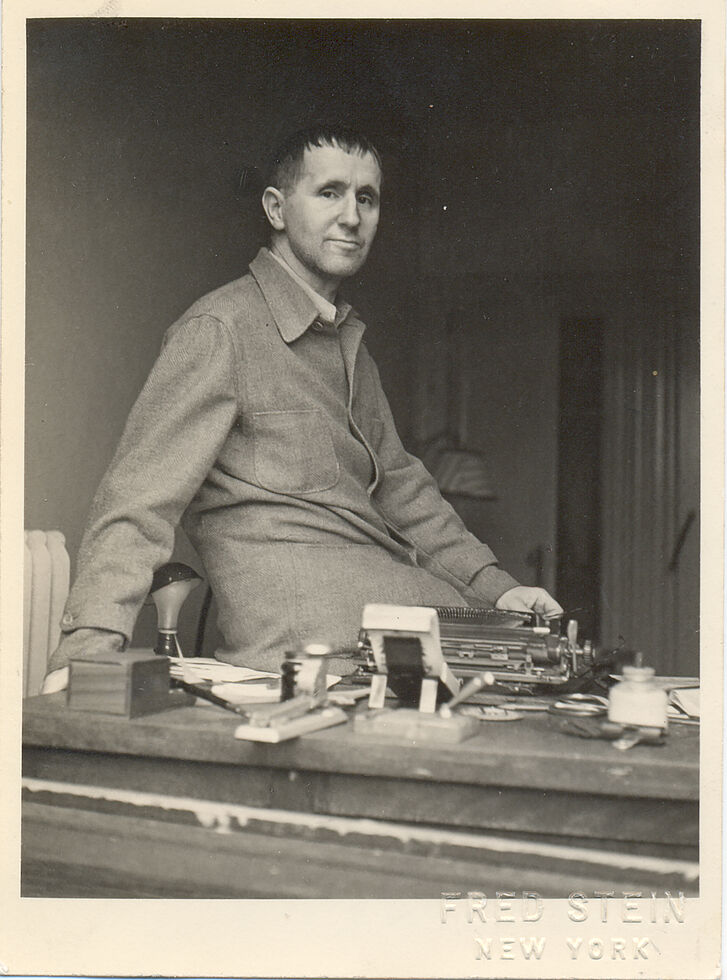 Bertolt Brecht New York, 1943/1944 © Berlin, Akademie der Künste, Bertolt-Brecht-Archiv/Stanfordville, NY, Fred Stein Archive