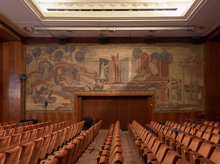 Rudolf Hermann Eisenmenger, Gemälde im Stadtkino im Künstlerhaus Wien Rudolf Hermann Eisenmenger, Gemälde im Stadtkino im Künstlerhaus Wien