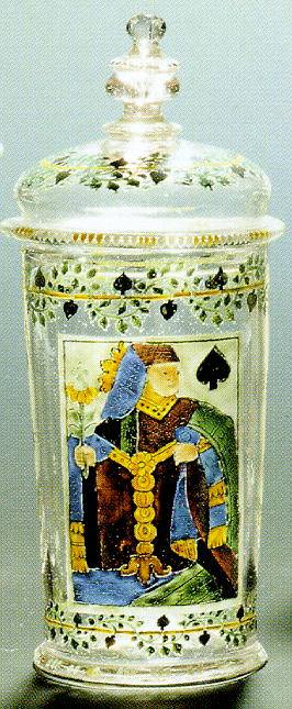 Lidded beaker with enamel painting: queen of spades, 18th century © DHM