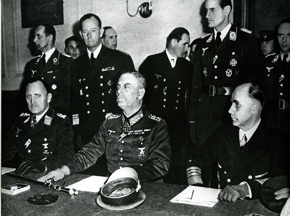Chief of the OKW, Wilhelm Keitel, General Stumpff, and Admiral von Friedeburg at the signing of the declaration of surrender in Berlin-Karlshorst on 8 May 1945 © DHM