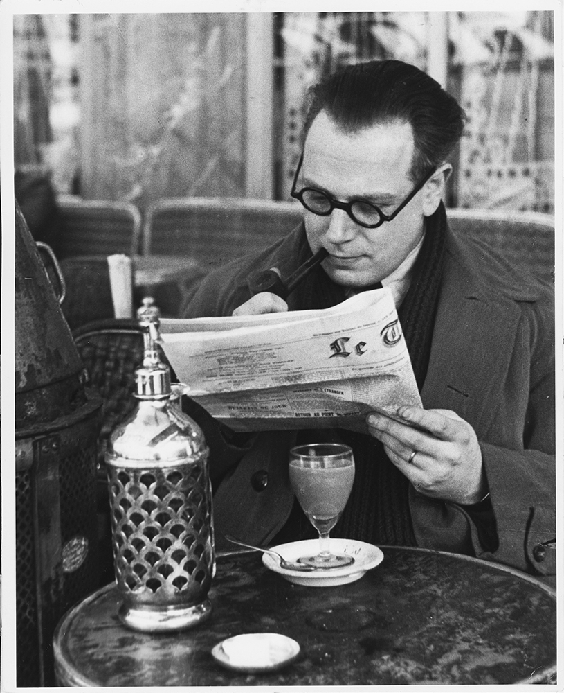 Wolf Franck in the Café du Dôme, Paris, around 1935. Frankfurt am Main, Deutsche Nationalbibliothek, Deutsches Exilarchiv 1933–1945, EB autograph 1036 © Stanfordville, NY, Fred Stein Archive