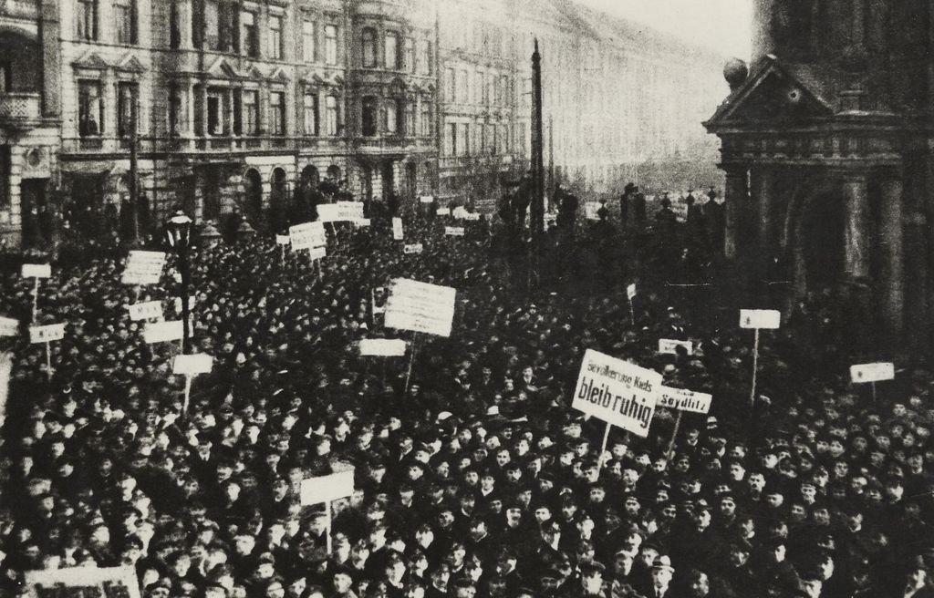 Demostration revolutionärer Matrosen, 1918