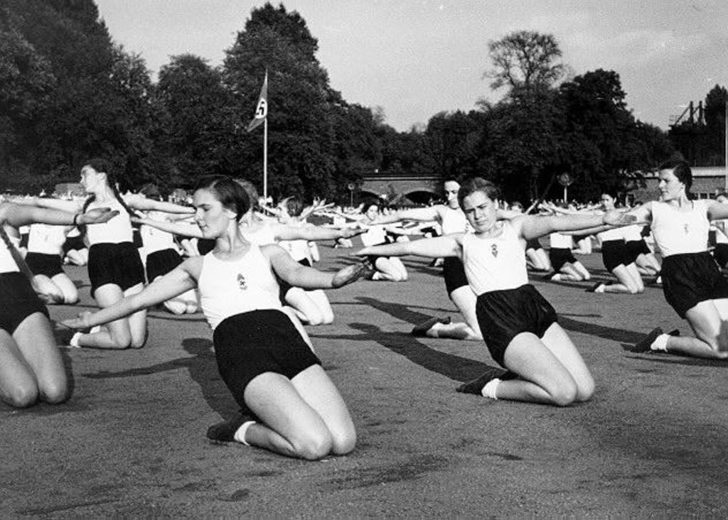Foto: Sportfest des BDM, 1937