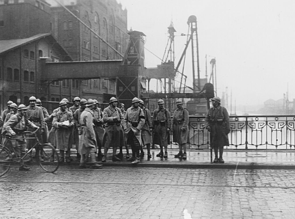 Foto: Französische Truppen in Duisburg, 1923