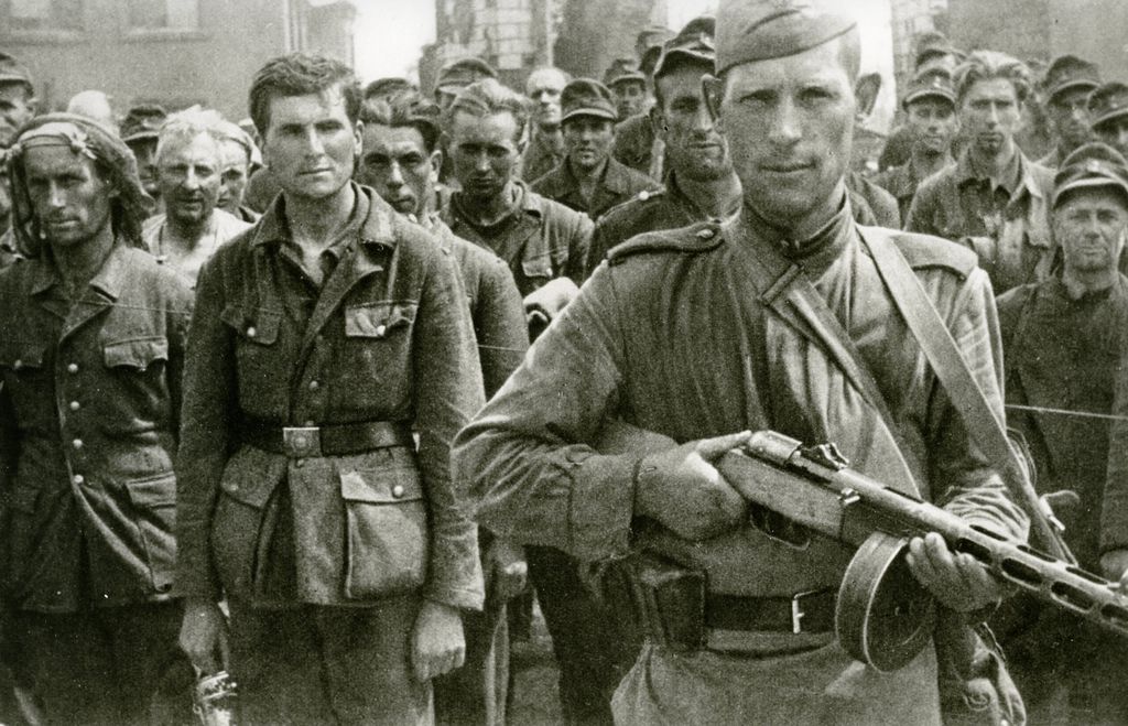 Lemo Kapitel Der Zweite Weltkrieg Kriegsverlauf Kriegsgefangenschaft