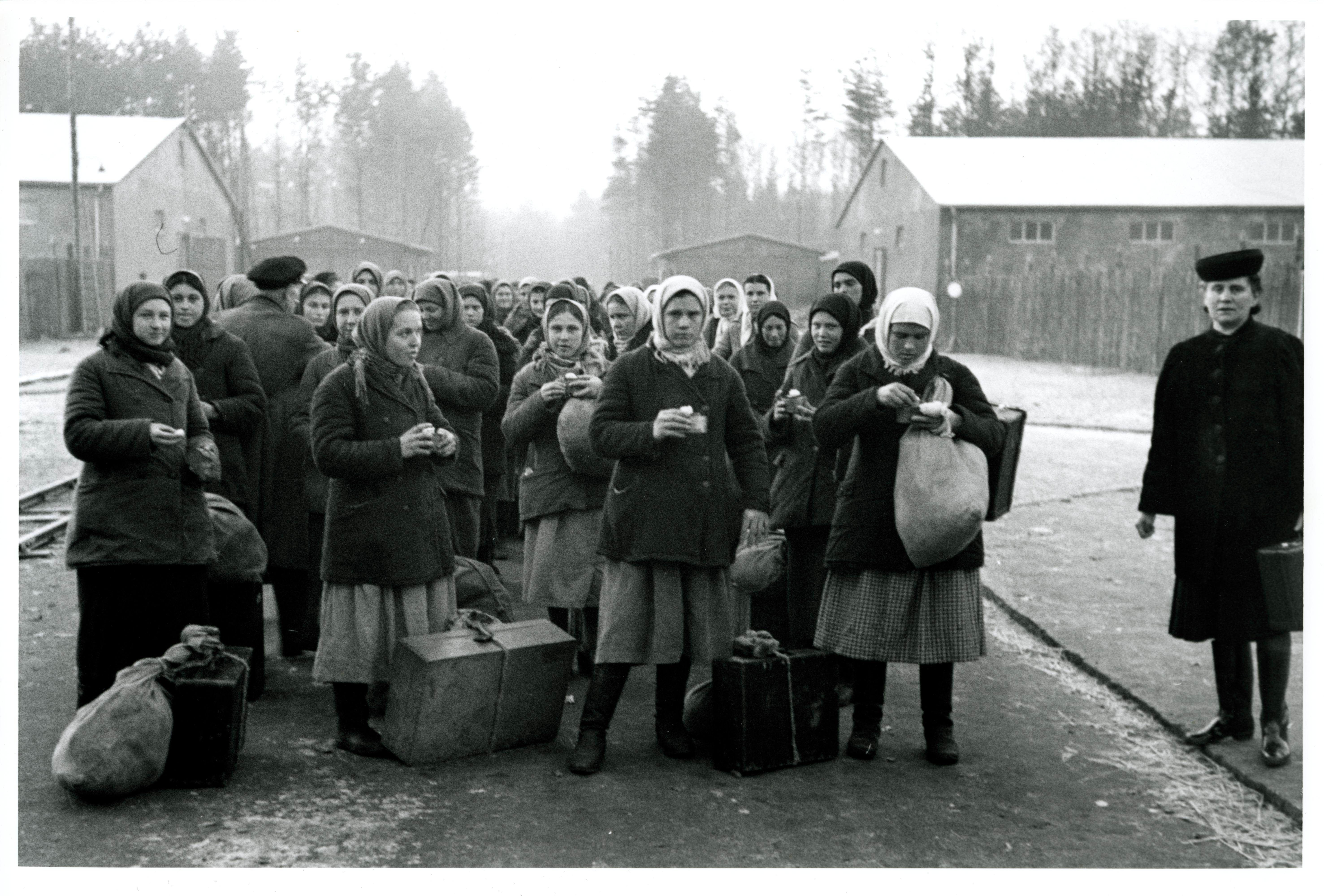 Foto: "Ostarbeiterinnen" in Wilhelmshagen, 1942