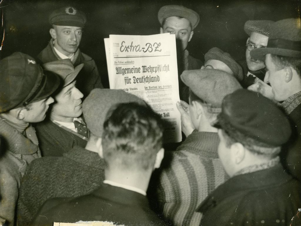 Exponat: Foto: Einführung der Wehrpflicht, 1935