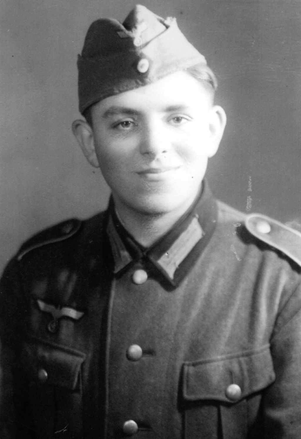 LeMO Werner Br hler In Einem Sowjetischen Auffanglager 1945