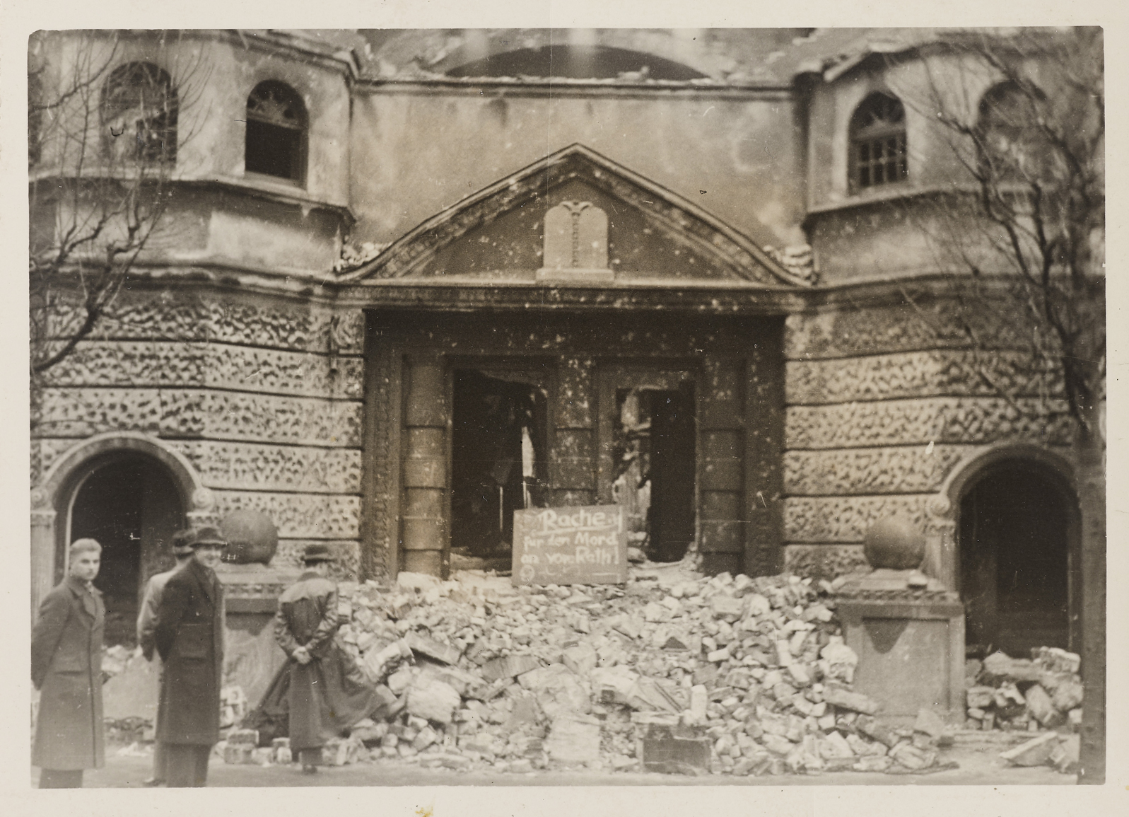 LeMO Objekt - Synagoge von Wilhelmshaven nach der Pogromnacht, 1938