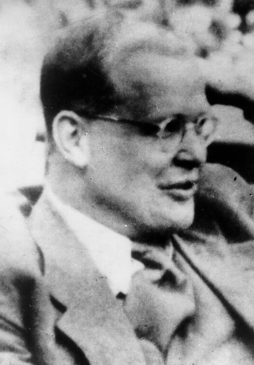 Exponat: Foto: Bonhoeffer, Dietrich