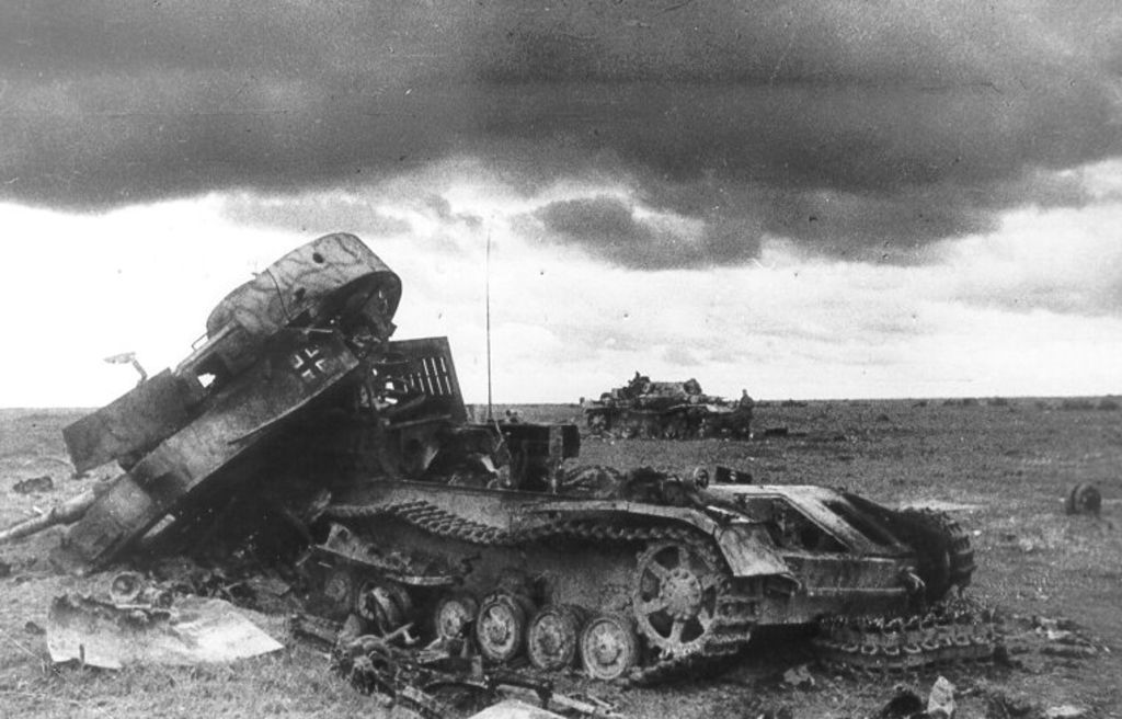 Zerschossener deutscher Panzer, 1941