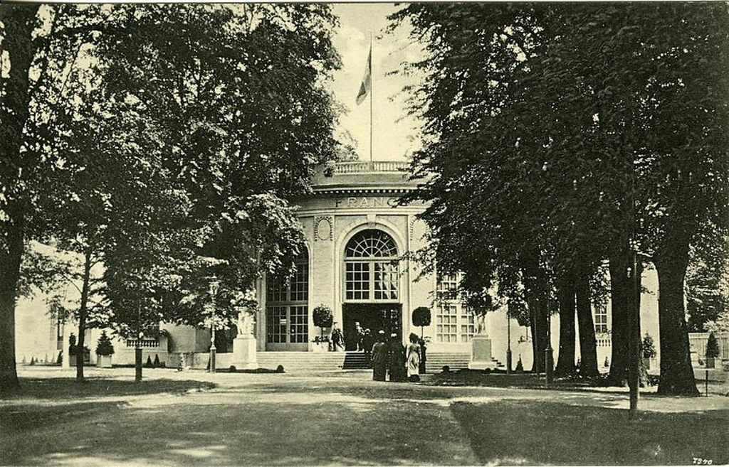 Postkarte: Der französische Pavillon auf der Dresdner Hygiene-Ausstellung, 1911