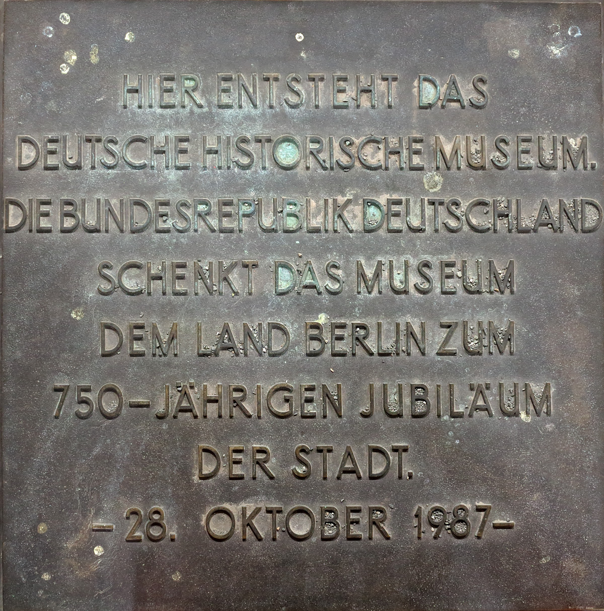 Grundstein für den Neubau des Deutschen Historischen Museums, 1987
