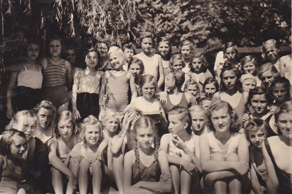 Foto: Kinderlandverschickung in Podiebrad, 1943