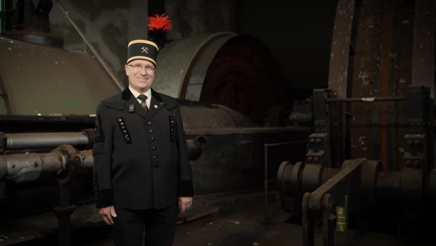 “Mining is not the work of one man” — Ralf Kusmierz reflects on the tradition of miners