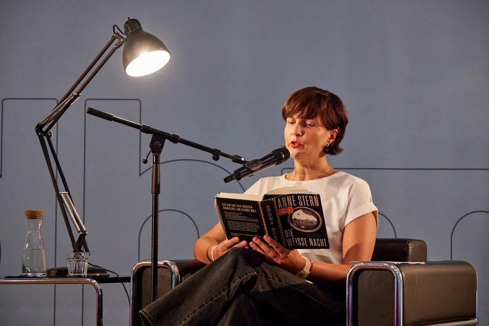 Anne Stern liest aus ihrem Kriminalroman „Die weiße Nacht“